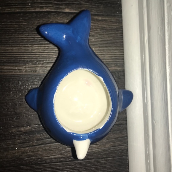 5/$25 Small Narwhal Ceramic Planter - Picture 8 of 15